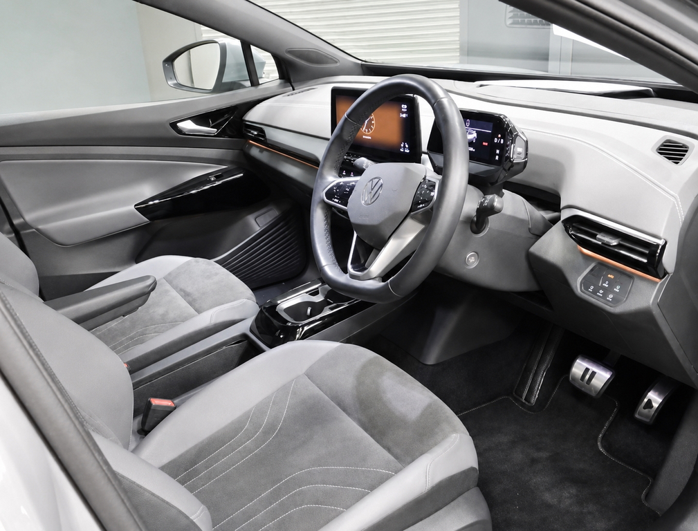 Volkswagen ID.4 Pure 52Kwh Life Suv 148 Ps  #2