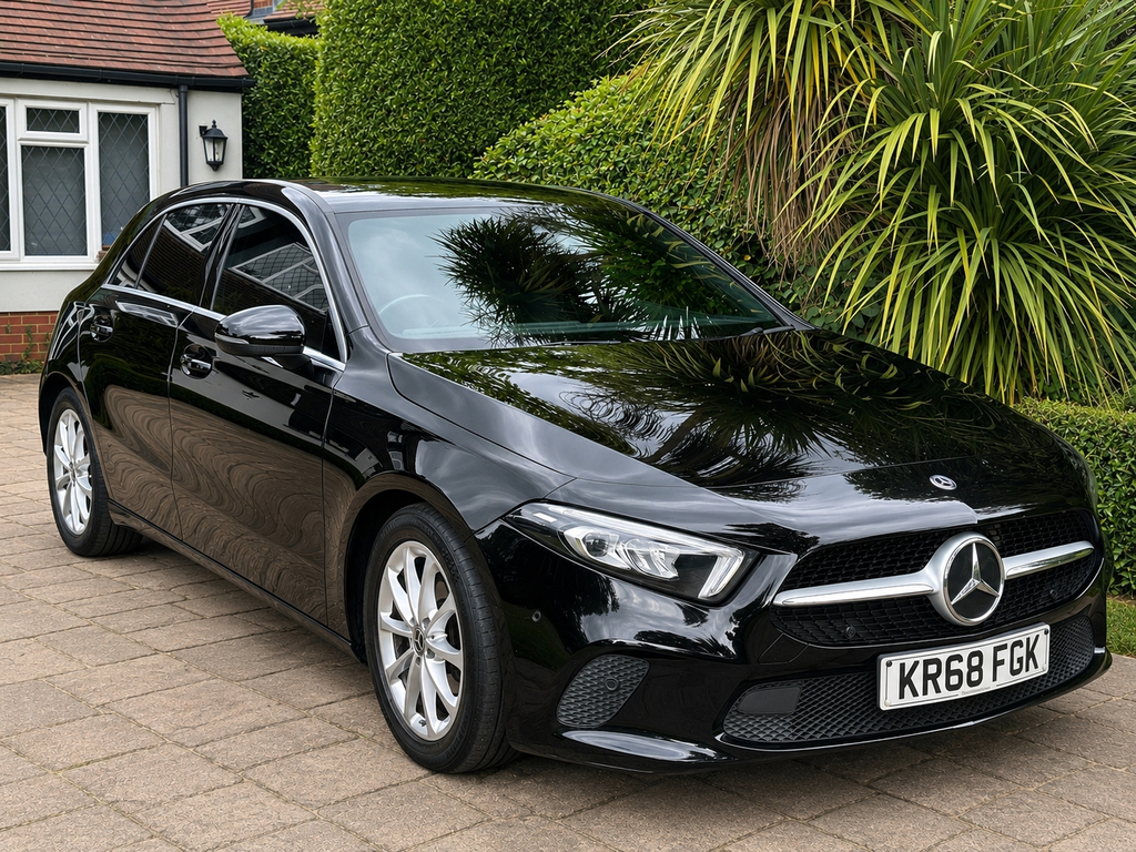 Mercedes-Benz A Class 1.5 Sport Executive Hatchback 7G-dct