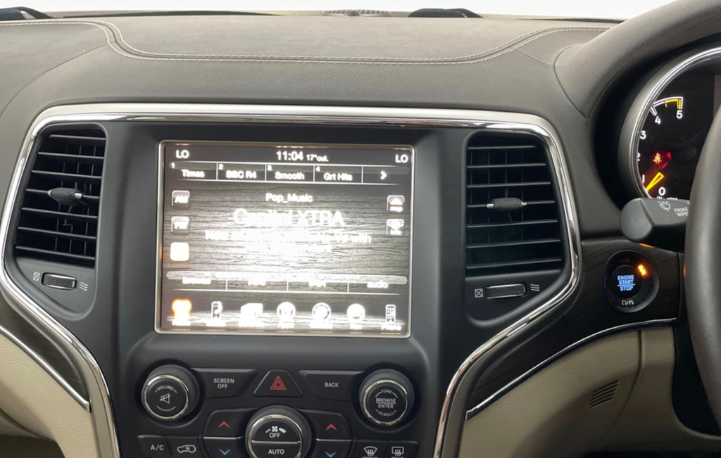 Jeep Grand Cherokee 3.0 V6 Crd Summit 247 Bhp White #11