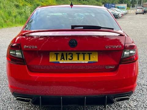 Skoda Octavia 2.0 Octavia Vrs Red #4