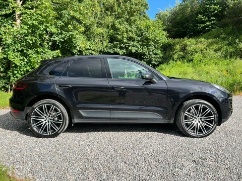 Porsche Macan 3.0 Macan S Black #2