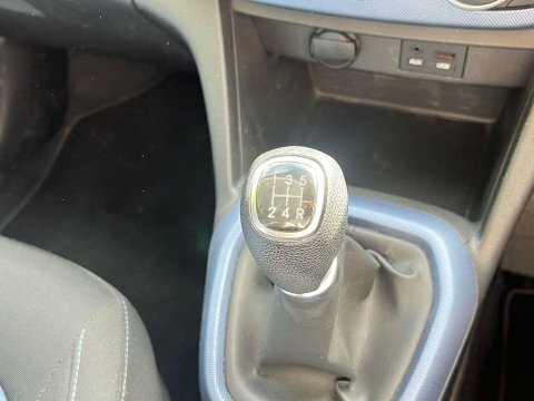 Hyundai I10 Hatchback Silver #14