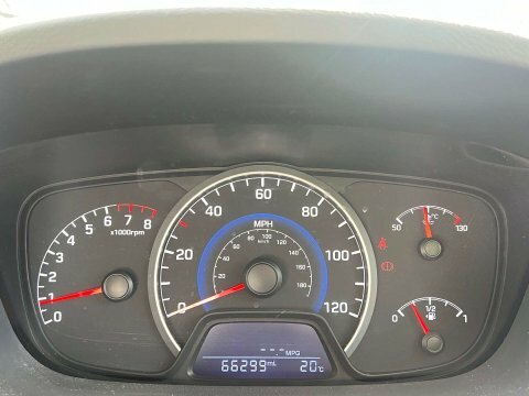 Hyundai I10 Hatchback Silver #11