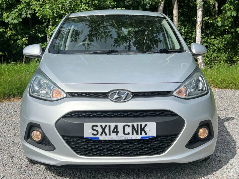 Hyundai I10 Hatchback Silver #8