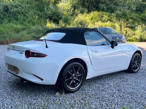 Mazda MX-5 1.5 Mx-5 Sport White #3