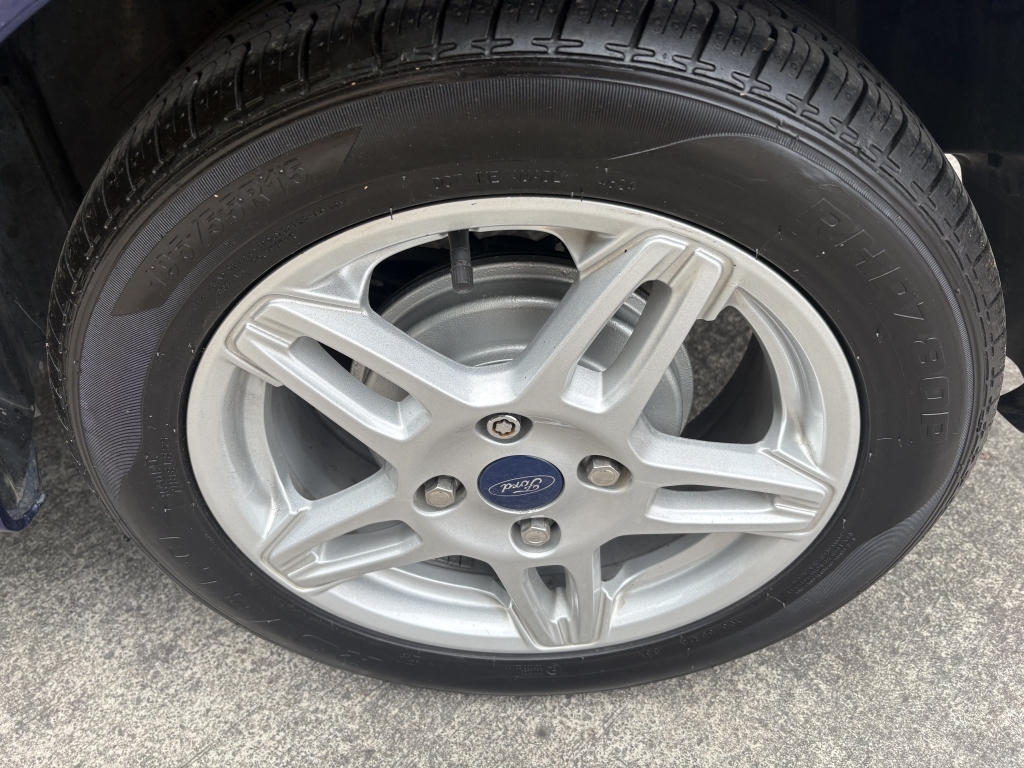 Ford KA+ 1.2 Zetec Blue #5