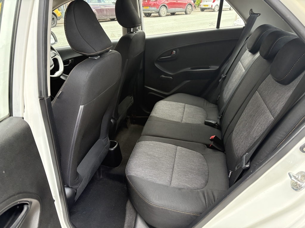 Kia Picanto 1.0 1 White #5
