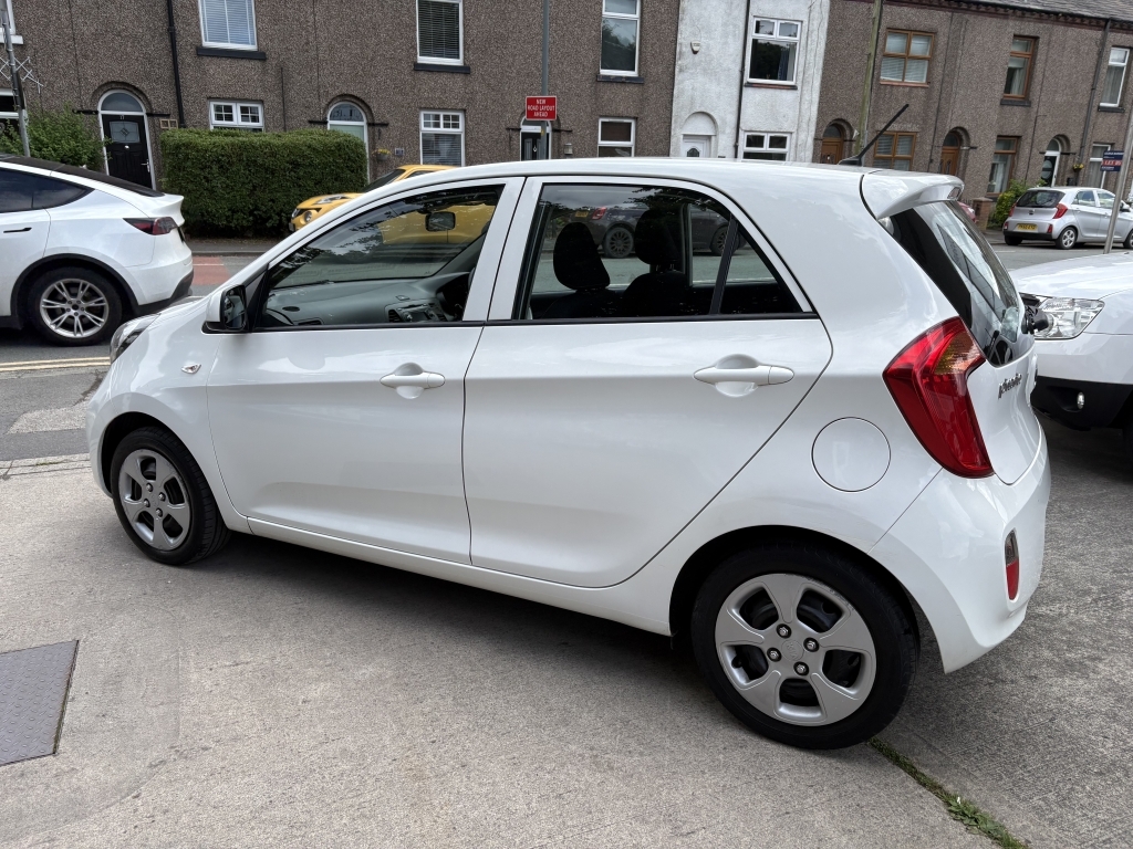 Kia Picanto 1.0 1 White #6