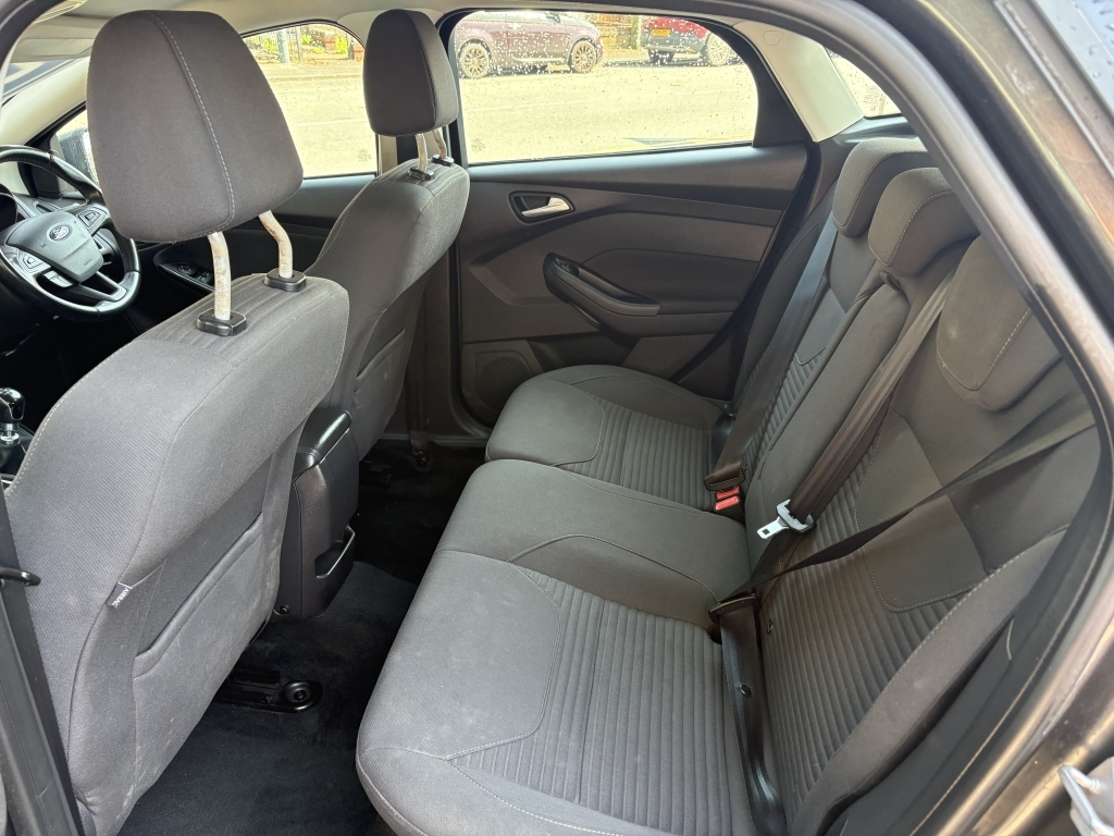 Ford Focus 1.5 Titanium Tdci Grey #6