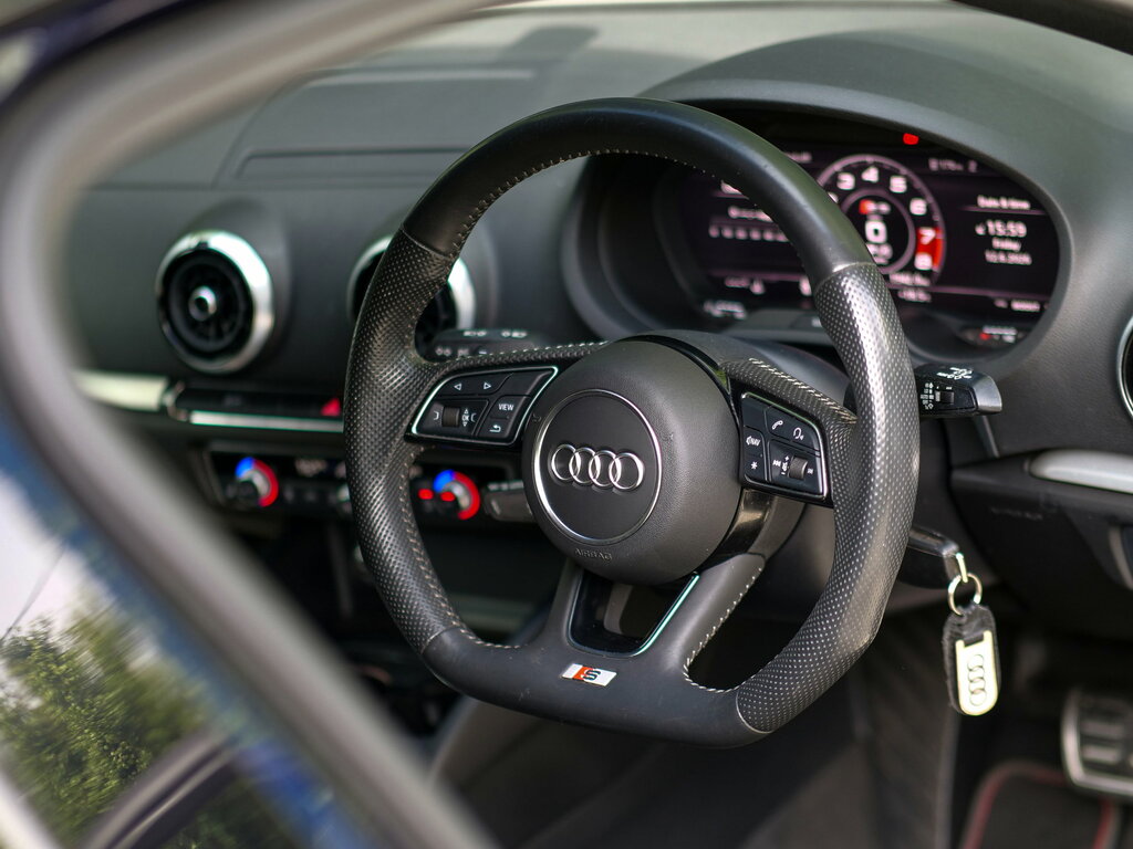 Audi S3 2.0 Tfsi Black Edition Sportback S Tron SE19CSY Blue #6