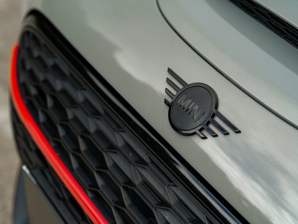 Mini Clubman Cooper Exclusive Red #48