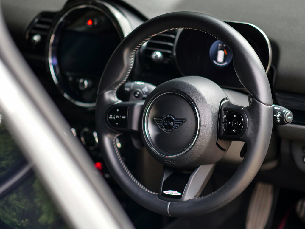 Mini Clubman Cooper Exclusive Red #9