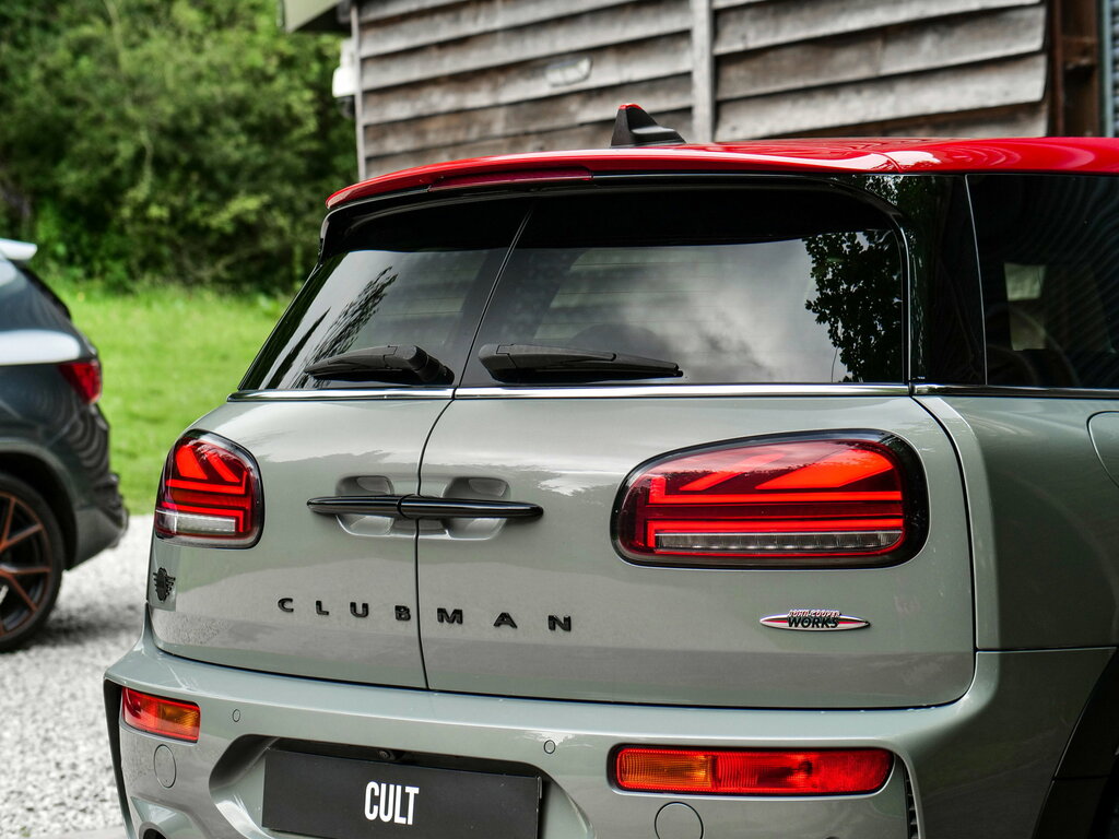Mini Clubman Cooper Exclusive Red #64