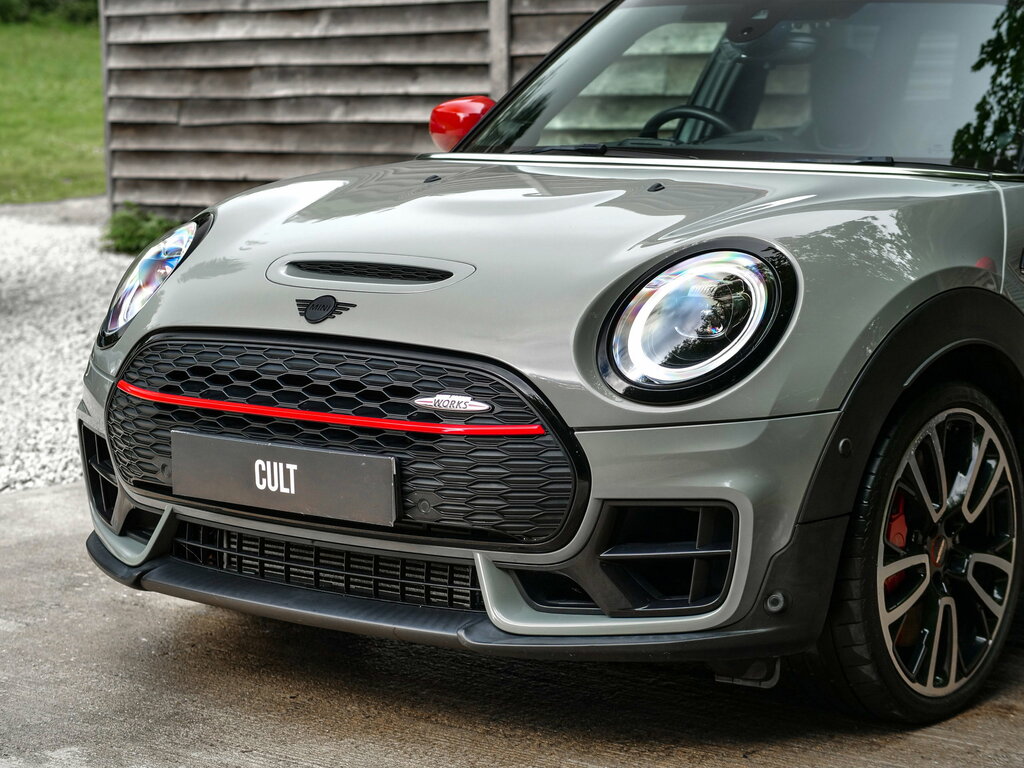 Mini Clubman Cooper Exclusive Red #46