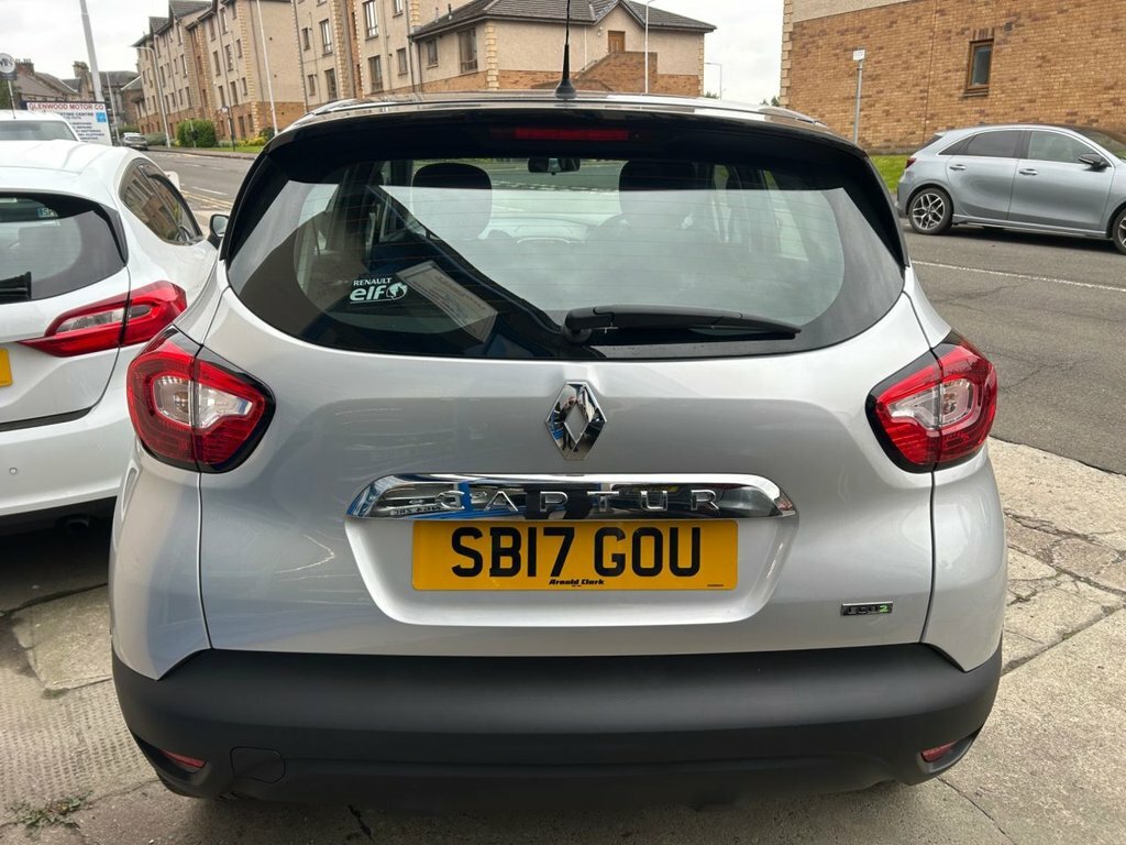 Renault Captur 1.5L Dynamique Nav Silver #6
