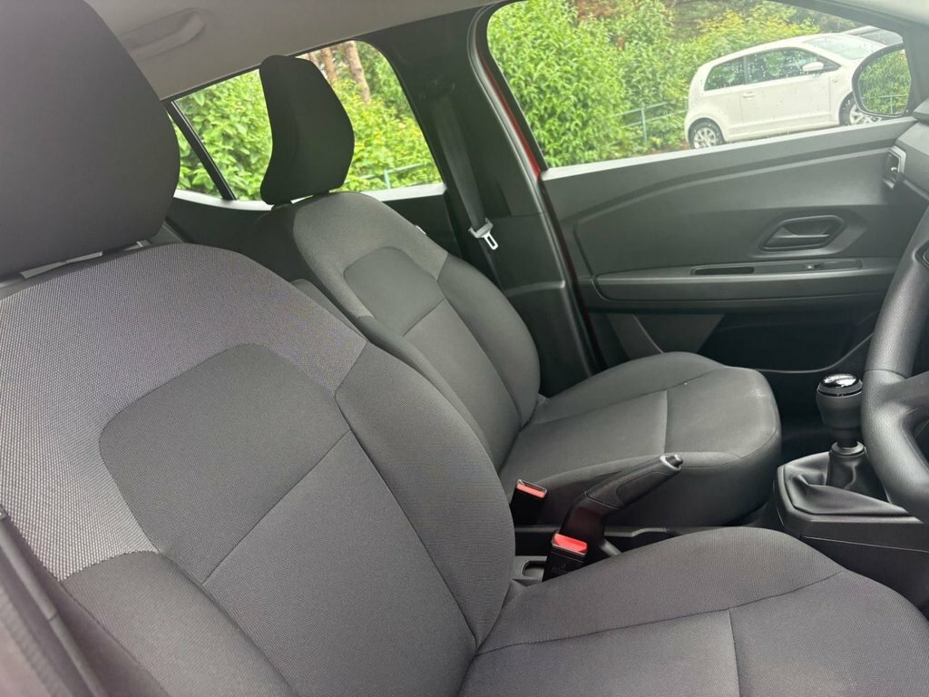 Dacia Sandero 1L Essential Red #5