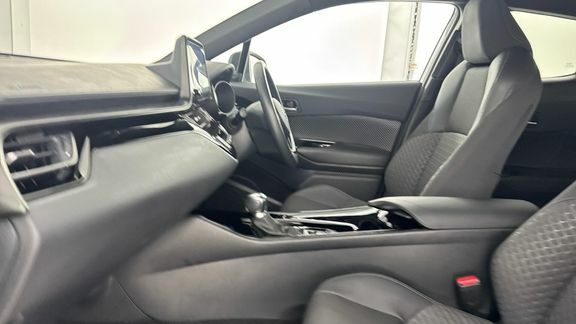 Toyota C-Hr Design 2.0 SK22EPN Grey #5