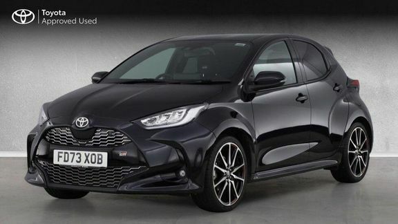 Toyota Yaris Gr Sport Black