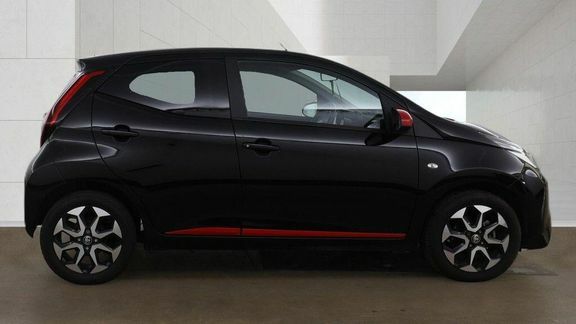 Toyota Aygo X X-trend M Black #5