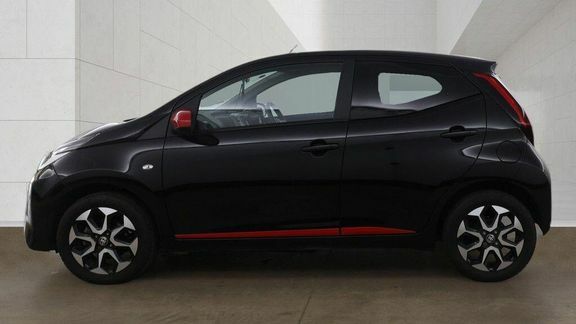 Toyota Aygo X X-trend M Black #6