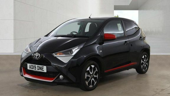 Toyota Aygo X X-trend M Black #2