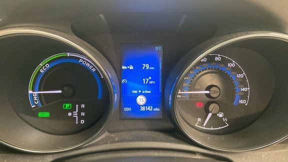 Toyota Auris Icon Tech White #12