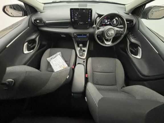 Toyota Yaris Design CA23OCJ Grey #4