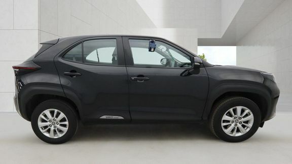 Toyota Yaris Cross Icon Fwd Black #5