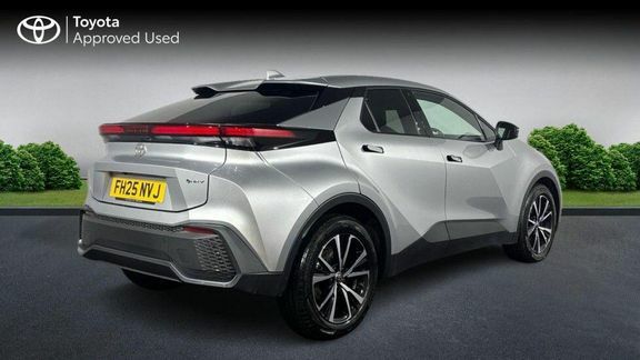 Toyota C-Hr Design 1.8 Fwd Hybrid Silver #4
