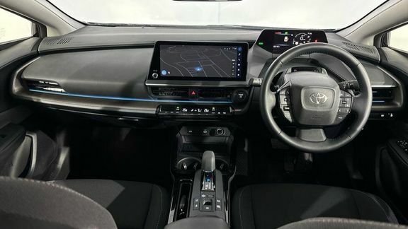 Toyota Prius Design Black #4