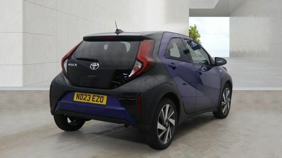 Toyota Aygo X Edge Manual Blue #4