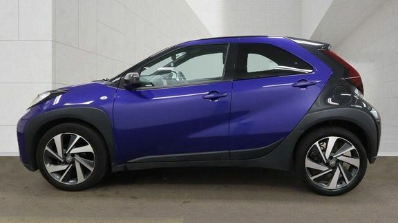 Toyota Aygo X Edge Manual Blue #6