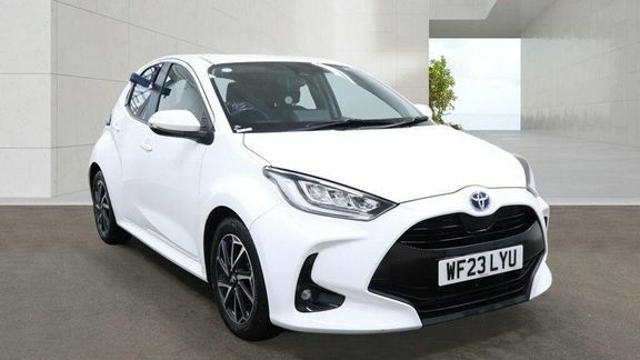 Toyota Yaris Design WF23LYU White