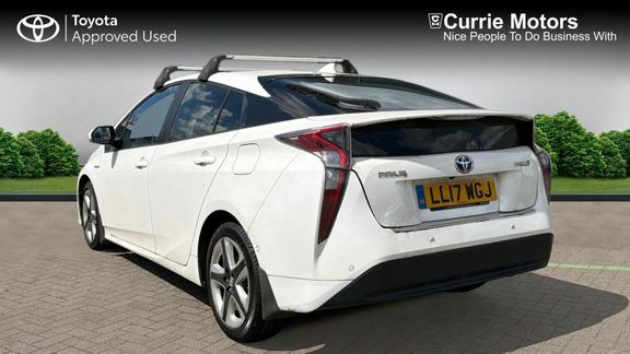 Toyota Prius Excel 2 1.8 Cvt White #4