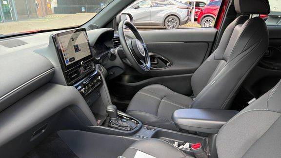 Toyota Yaris Cross Excel Fwd LM75TXH #5