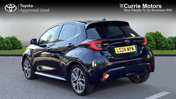 Toyota Yaris Excel Black #4