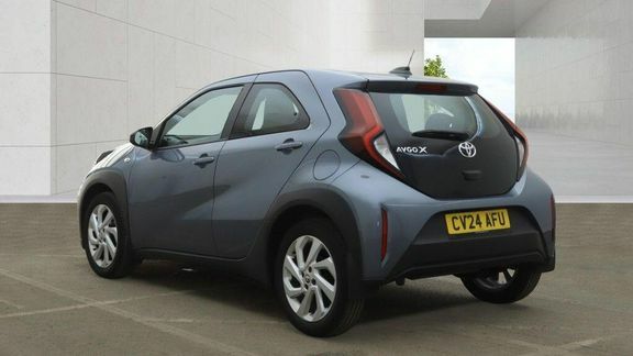 Toyota Aygo X Pure Manual CV24AFU #3