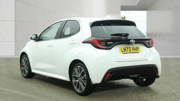 Toyota Yaris Excel White #3