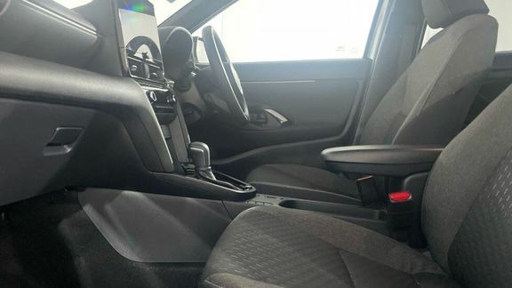Toyota Yaris Cross Design Fwd FD25WYZ Silver #4