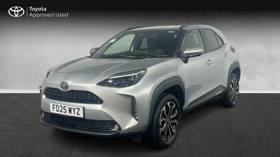 Toyota Yaris Cross Design Fwd Silver