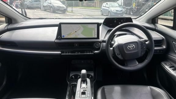 Toyota Prius Excel #6