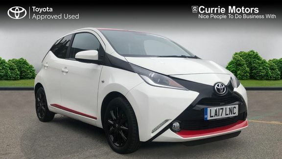 Toyota Aygo X X-press Man White