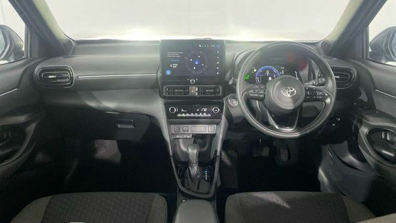 Toyota Yaris Cross Design Fwd Black #5