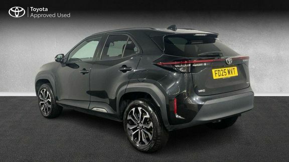 Toyota Yaris Cross Design Fwd Black #4