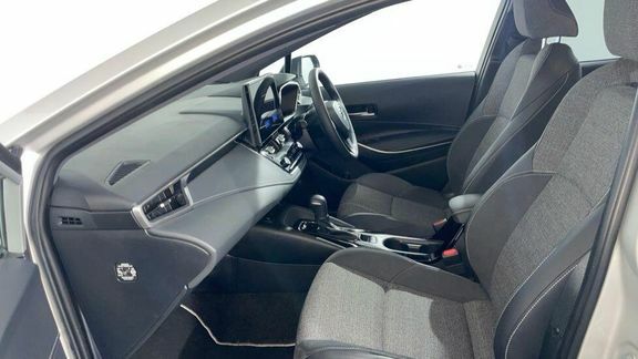 Toyota Corolla Design 1.8 Hb Silver #5