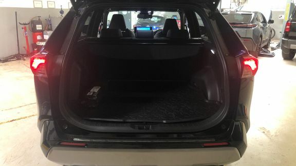 Toyota Rav 4 Icon White #12