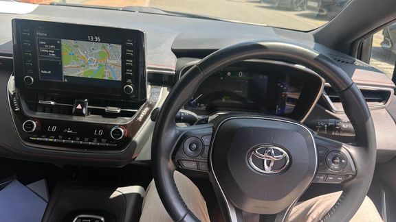 Toyota Corolla Excel 2.0 Hb Trk White #6