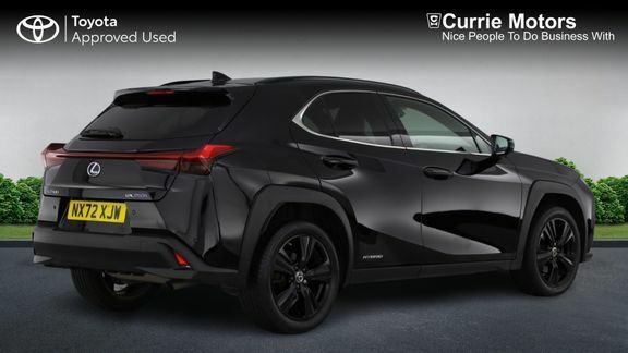 Lexus UX 300E 54.3Kwh Suv 204 Ps Black #42