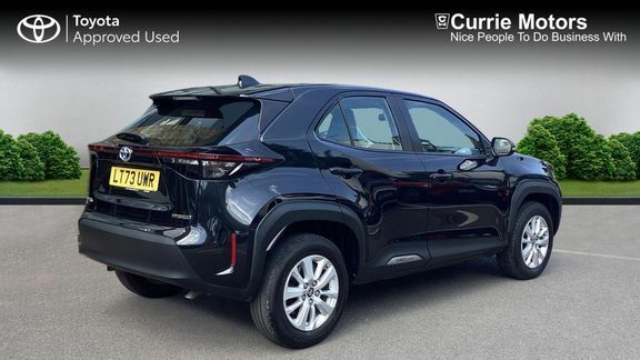 Toyota Yaris Cross 1.5 Vvt-h Icon E-cvt Euro 6 Ss Black #2
