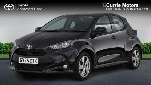 Toyota Yaris Icon Black #3